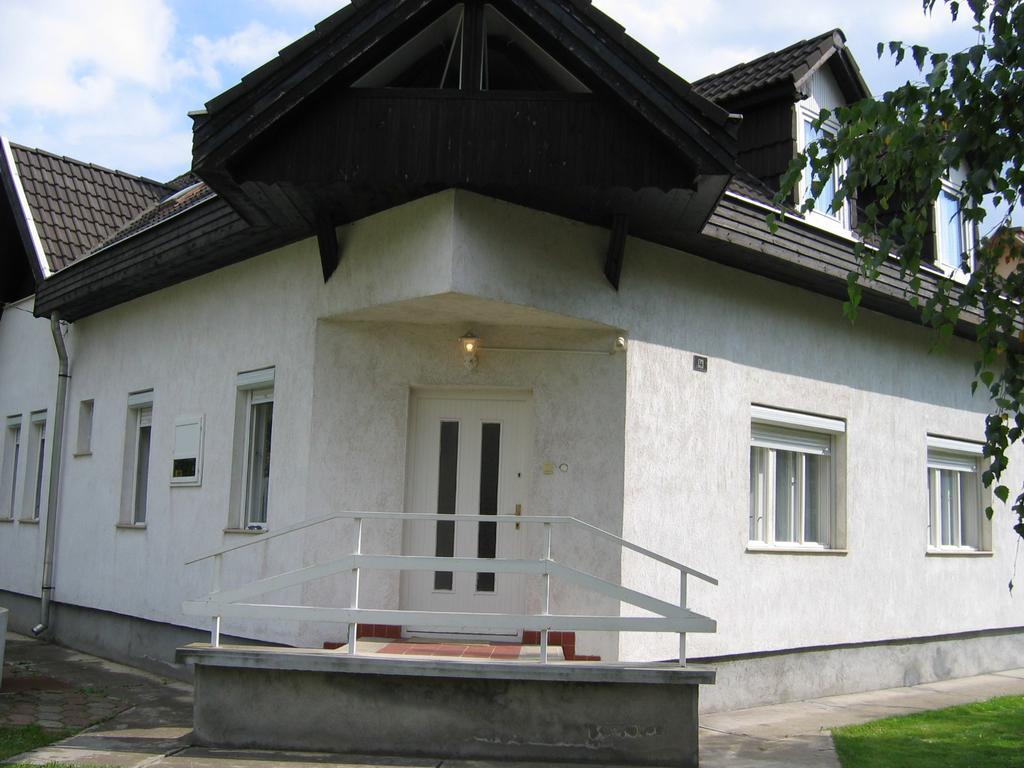 Villa Barzso Vendeghaz Bogács Exterior foto